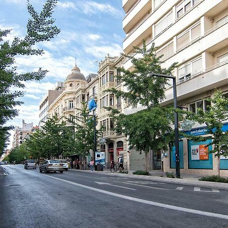 Gran Via Luxury 3Br Apartment Granada Exterior photo